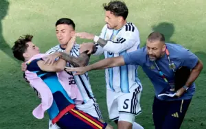 Vergogna Argentina durante la premiazione? Ma un calciatore ha rispettato la Spagna, ecco chi è - La Gazzetta dello Sport
