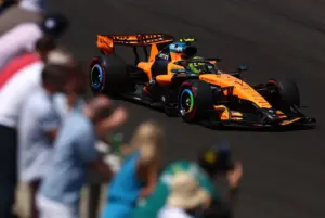 F1 | Penalità e colpi di scena: cambia la griglia ma Norris resta il grande favorito - Motorsport.com
