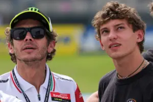 Rossi, tra la Ferrari e Antonelli io tifo per Kimi