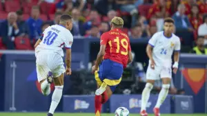 Yamal sul podio dei più giovani a disputare una semifinale mondiale: davanti a lui Pelé e... un azzurro - La Gazzetta dello Sport