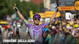 Tour de France. Sprint per Mauro Schmid: vince la 13esima tappa. Pogacar ancora in maglia gialla