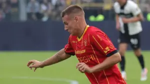 Il Milan fa 2-2 in amichevole con il Celtic: doppietta Camarda, difesa horror. E Gila si fa male subito - Corriere della Sera
