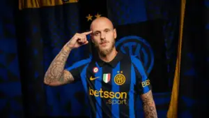 Lautaro Martinez al Barcellona? Chivu tradisce nervosismo, tutto può succedere - Corriere della Sera